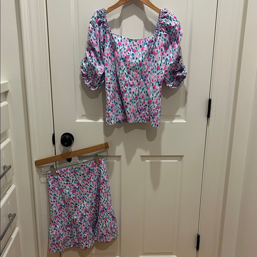 Lilly Pulitzer size 0 Floral Puff Sleeve Top and Skirt Set